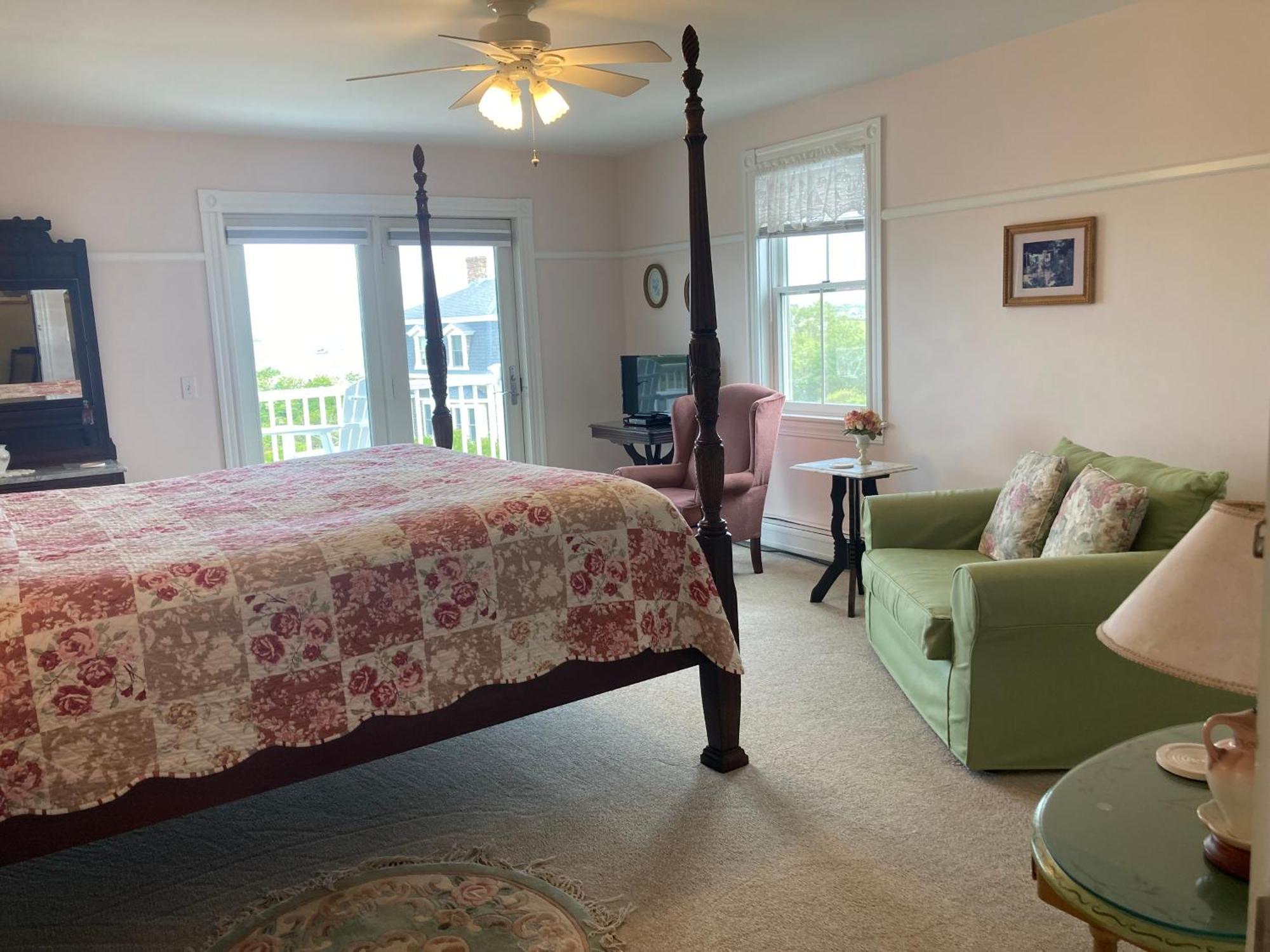 ניו שורהאם Payne'S Harbor View Inn מראה חיצוני תמונה