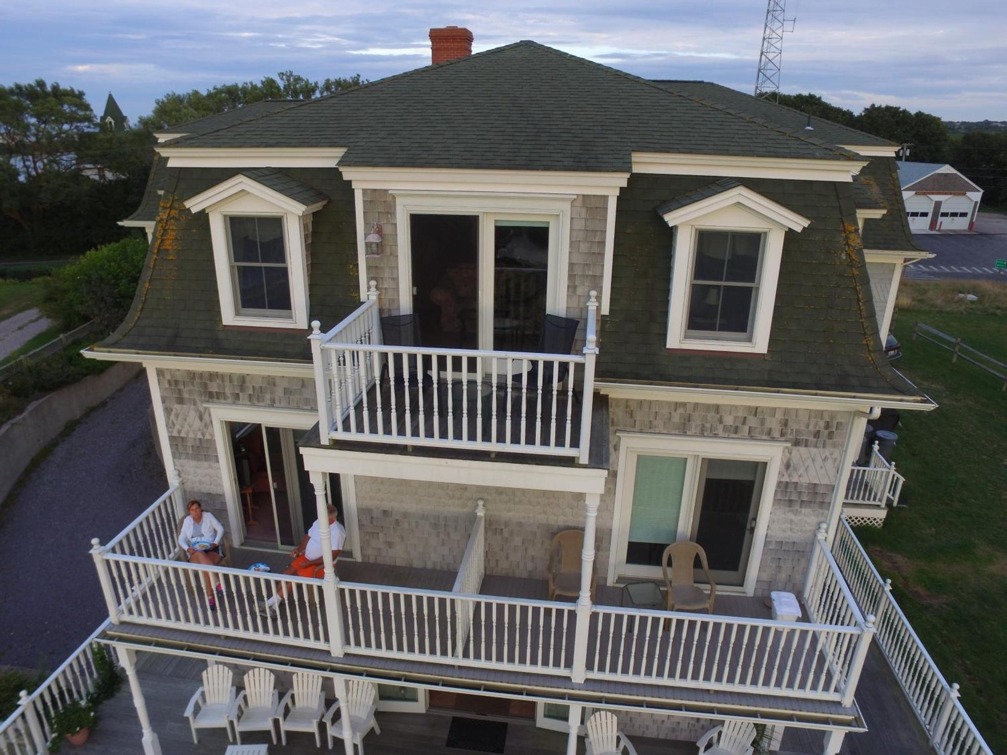 ניו שורהאם Payne'S Harbor View Inn מראה חיצוני תמונה