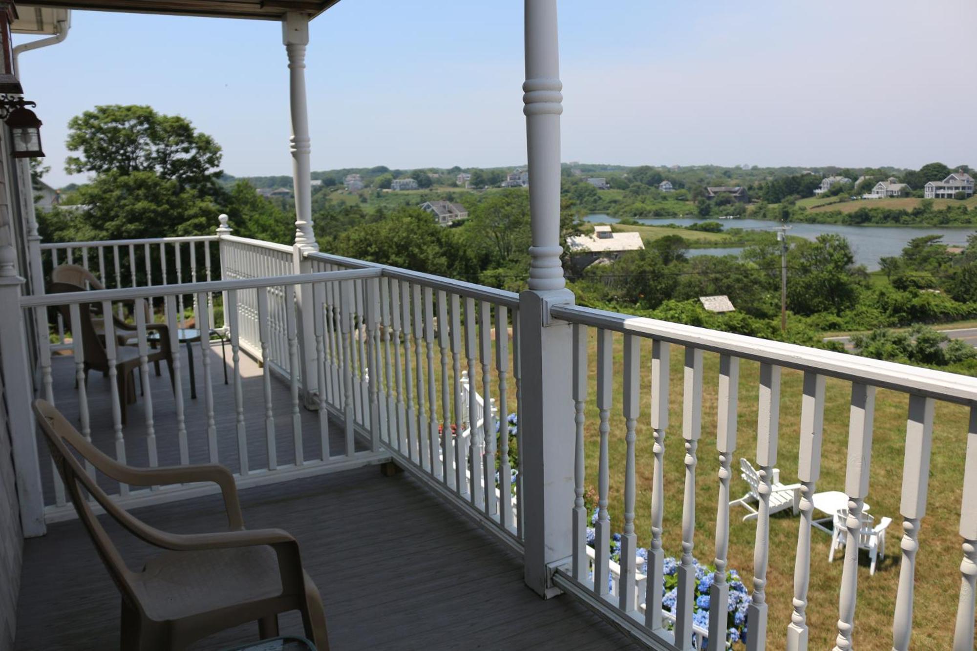 ניו שורהאם Payne'S Harbor View Inn מראה חיצוני תמונה