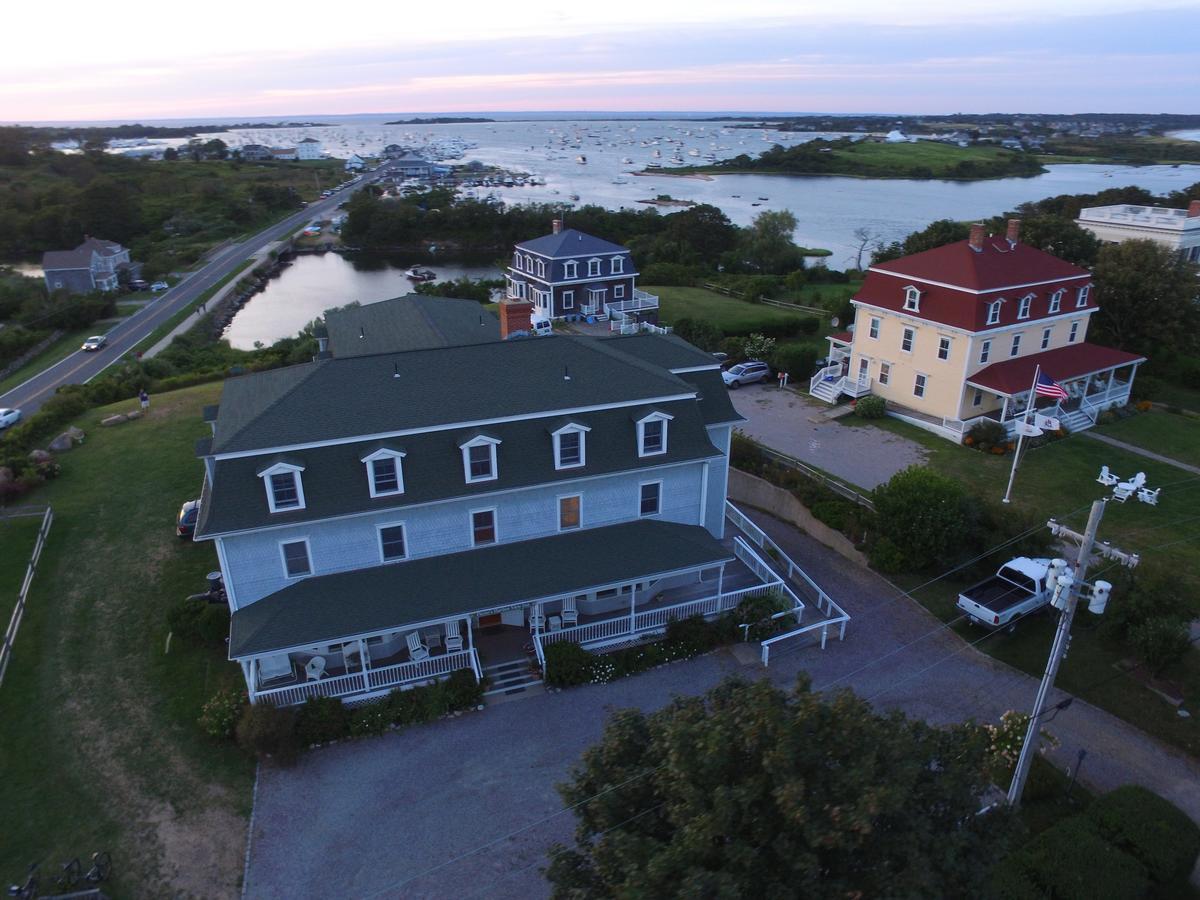 ניו שורהאם Payne'S Harbor View Inn מראה חיצוני תמונה